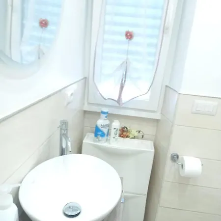 Apartment Tourist In Tiburtina For Exclusive Use Rome
